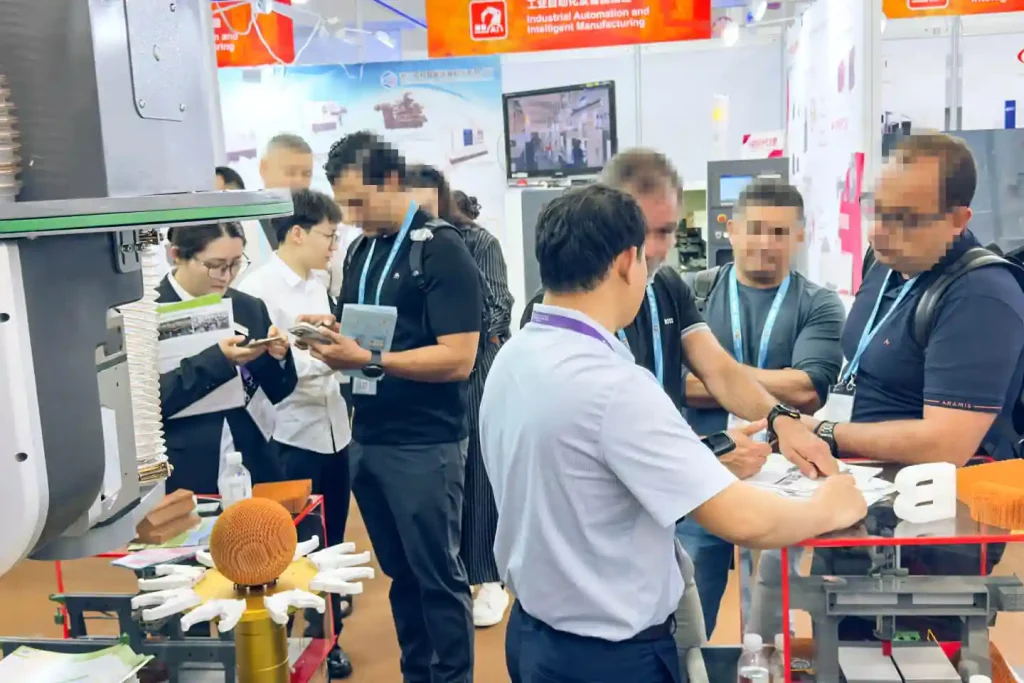 BCAMCNC-5-axis-CNC-router-1313-global-buyers-Canton-Fair